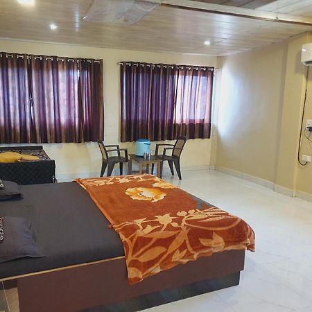 Hiral Residency Hotel Matheran Exterior foto
